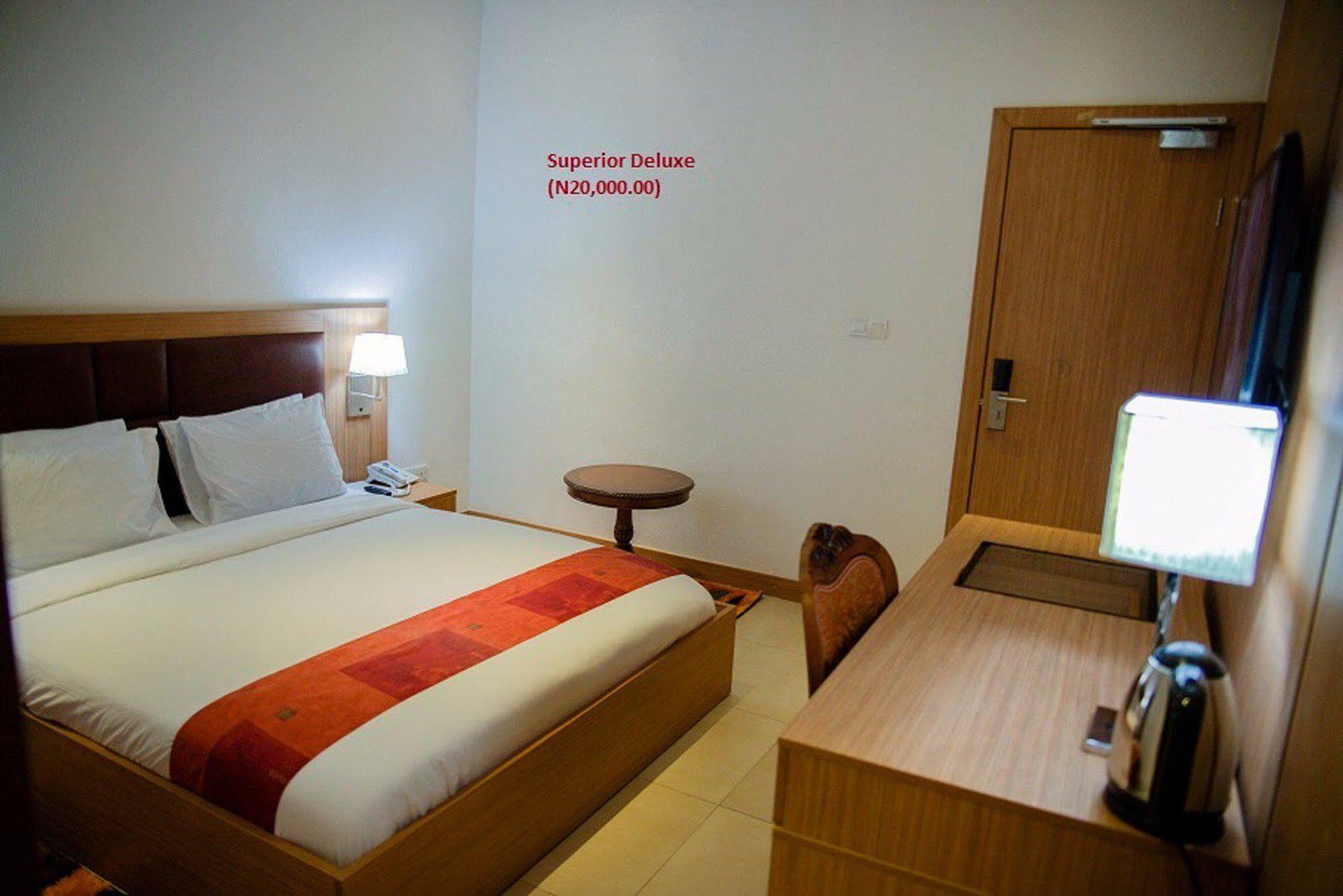 Cubana Suites Mobushipe Экстерьер фото