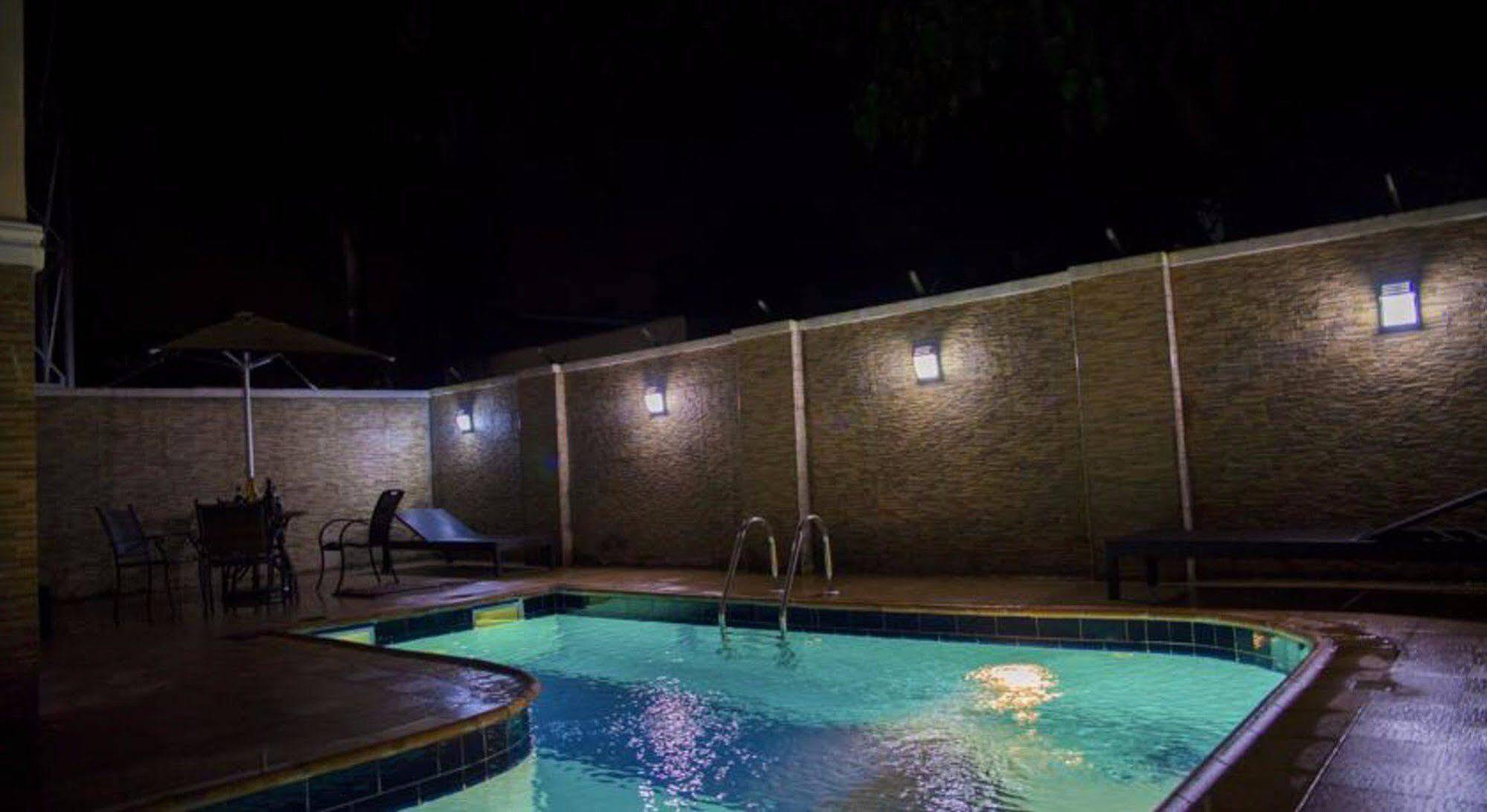 Cubana Suites Mobushipe Экстерьер фото